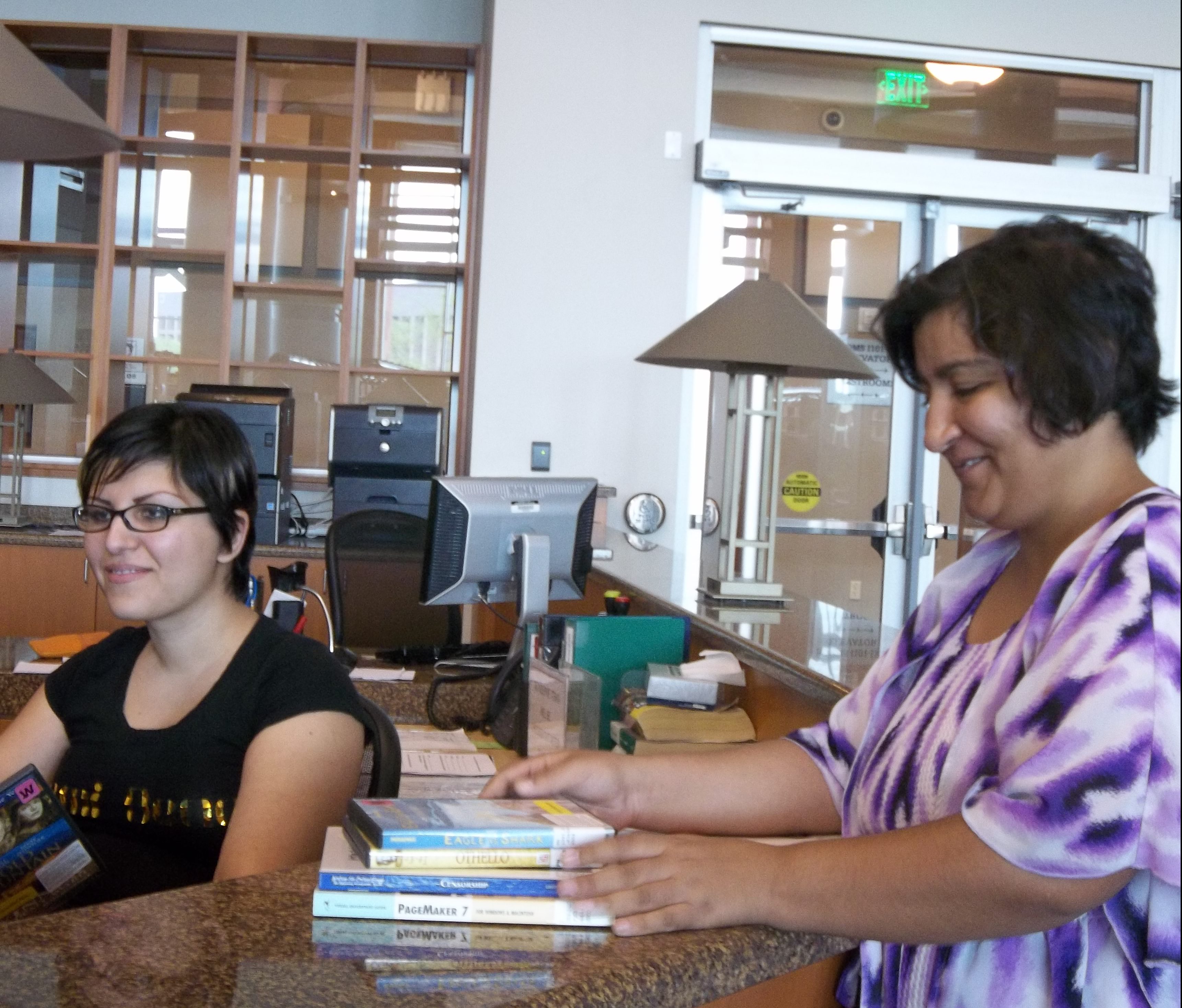 Circulation desk